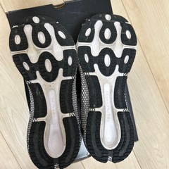 アンダーアーマー　ホバー マキナ3 ランニングシューズ　25サイズの画像