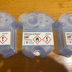 【ブラウンシェーバー用　自動洗浄液　３個】の画像