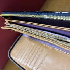 紺色の長財布（未使用品）の画像