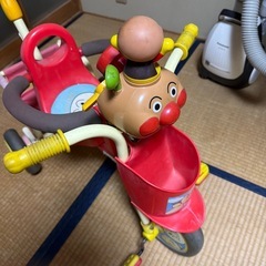 アンパンマンの三輪車の画像