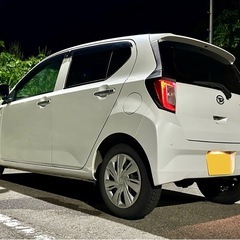 軽自動車 4駆 ダイハツ ミライース LA360s 低燃費 4WD 3万キロ パールホワイト SAⅢ スマートアシスト 安全装備の画像