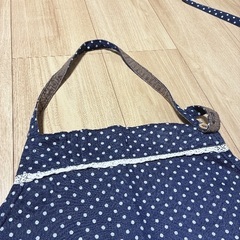 ママイクコ　首掛けエプロンの画像