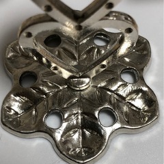 ローズクォーツスフィア➕台座　恋愛運アップの画像