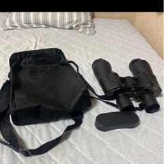 望遠鏡　ケース付き　双眼鏡 ブラック値の画像