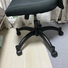 オフィスチェアの画像