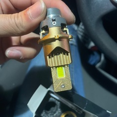 車用へヘッドライトの画像