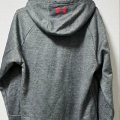 Under Armour アンダーアーマー グレー パーカー フード付きの画像
