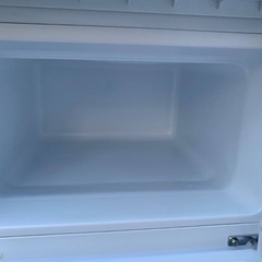 🌸YAMADA ノンフロン冷凍冷蔵庫  YRZ-C09B1の画像