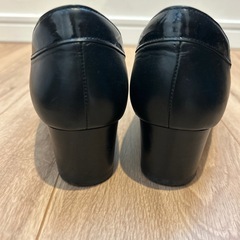 美品⭐︎REGAL ブラック ハイヒール・パンプス ローファータイプ　24cmの画像