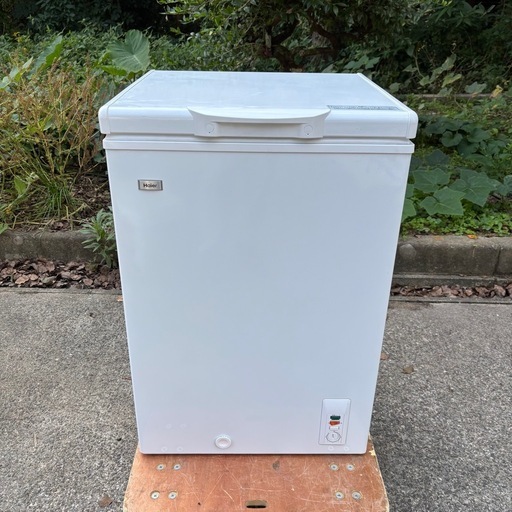 2021年製　Haier ノンフロン電気冷凍庫 JF-NC103F-1 直冷式 上開 103L