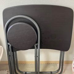 折りたたみのイスとテーブル※お引き取り先決まりました‼︎の画像
