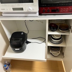 キッチン収納 カップボード カウンターの画像