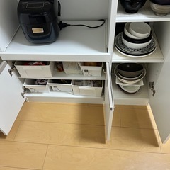 キッチン収納 カップボード カウンターの画像