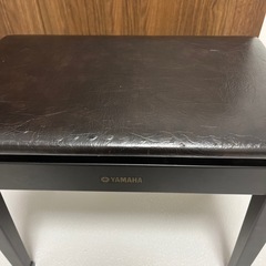 ピアノ　YAMAHA イスの画像