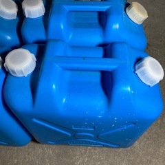 灯油ポリタンク（４個）の画像