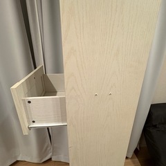 引き出し付き収納棚 の画像