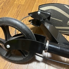 子供用　キックボードの画像