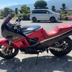 GPZ400Rの画像