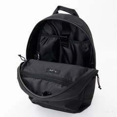 ちいかわ NEW ERA® コラボリュック ニューエラの画像