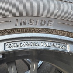 205/50R16スタッドレスタイヤホイールセットの画像