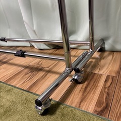 (相談中
)チャスター付き ハンガーラックの画像