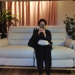 超美品ニトリ　18万円　3人電動リクライニングソファー　白　USB充電口の画像