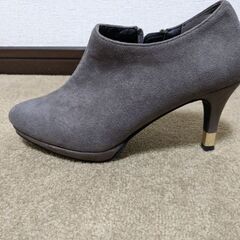 レディースショートブーツの画像