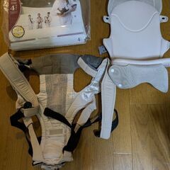 コンビ ニンナナンナ　抱っこ紐の画像