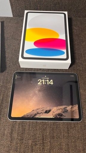 【受け渡し予定あり】Apple  iPad 第10世代　64GB キーボード、ケース付き！