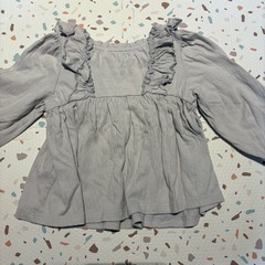 フリルトップス　80の画像
