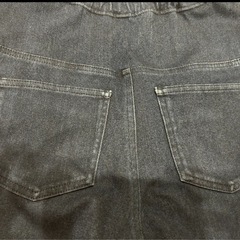 ユニクロ　マタニティジーンズ　Lサイズの画像