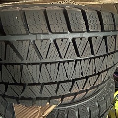 スタッドレス4本セット　ジープ　ラングラーの画像