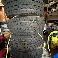 スタッドレス4本セット　ジープ　ラングラーの画像
