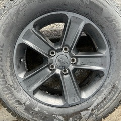 スタッドレス4本セット　ジープ　ラングラーの画像