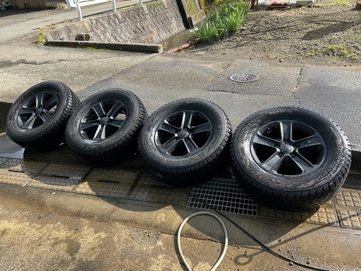 スタッドレス4本セット　ジープ　ラングラー