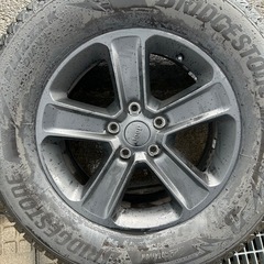 スタッドレス4本セット　ジープ　ラングラーの画像