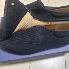 【未使用】介護用シューズ 23センチの画像