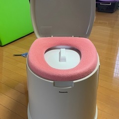 ポータブルトイレ　パナソニック　介護向け　簡易トイレの画像