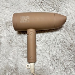 SALONIA（サロニア）折りたたみドライヤー ベージュの画像