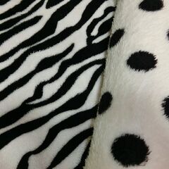 センターラグ？マルチカバー？2点の画像