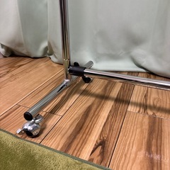 キャスター付きスチールラックの画像