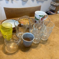 グラス、おつまみ入れいろいろの画像