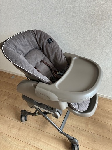 コンビ ネムリラ オートスイング BEDi