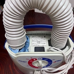 三菱布団乾燥機の画像