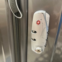 スーツケースの画像