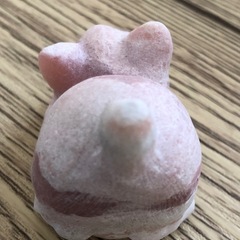 ピンクオパール　猫ちゃんの置物の画像