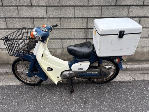 ホンダ カブ ウーバー仕様 鍵付きBOX (さきあ) 練馬高野台のホンダの ホンダ カブ ウーバー仕様 鍵付きBOX (さきあ) 練馬高野台のホンダの