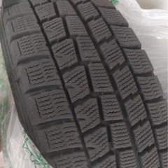 スタッドレスタイヤ4本セット ホイル付きの画像