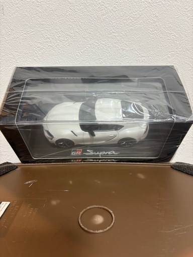 GR Supra ミニカー D01 ホワイトメタリック 1/30スケール