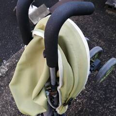 ベビーカーの画像